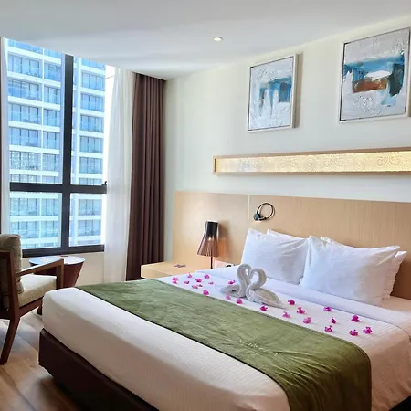 Starcity Bayfront Nha Trang Hotel-3