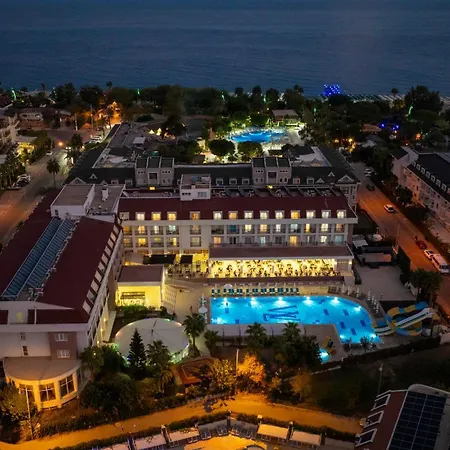 White Lilyum Hotel-3