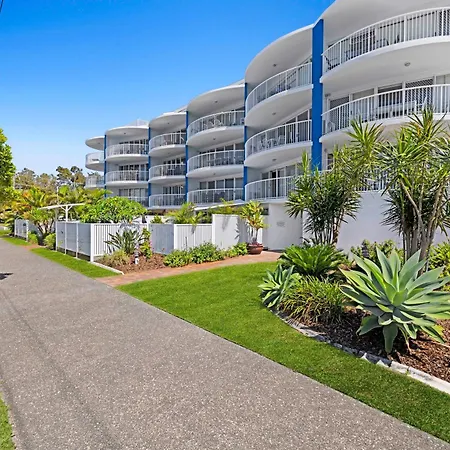 Coral Sea Apartments-2