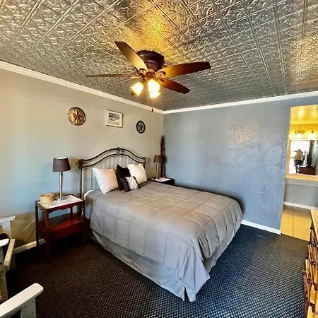 Terrace Park Inn-2