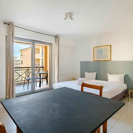Residhotel Villa Maupassant-2