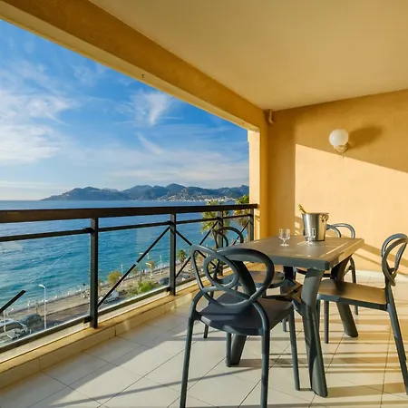 Residhotel Villa Maupassant-3