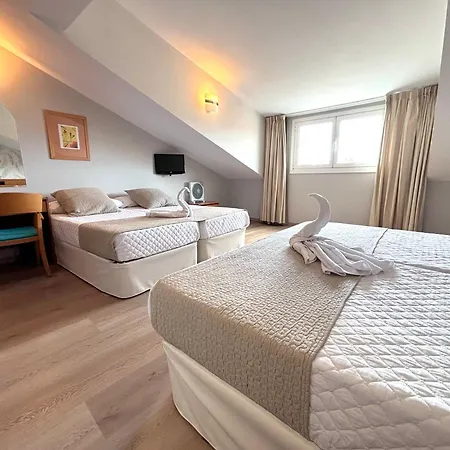 Hotel Atalaya I-3
