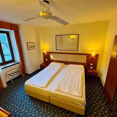 Hotel Benaco-2