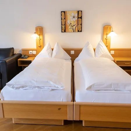 Strandhotel Seeblick-3