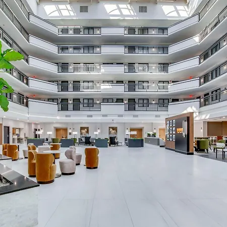 Embassy Suites By Hilton Louisville East-2