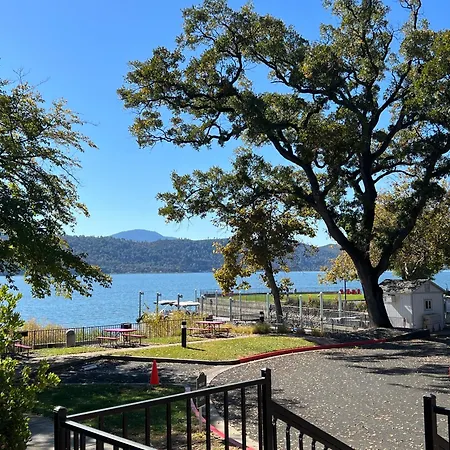 Clear Lake Cottages & Marina-2