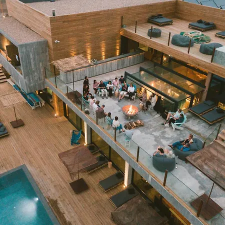Noah Surf House Portugal-2