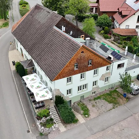 Hotel Engel Buch-3