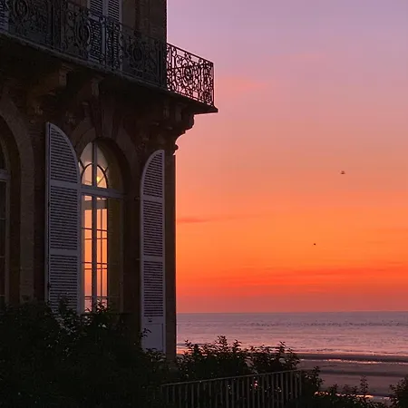 Townhouse Trouville - Appart'Hotel & Spa-2