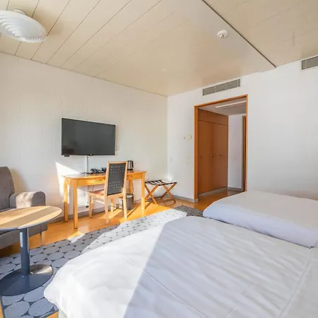 Hotel Rantapuisto-2