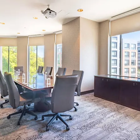 Courtyard By Marriott Silver Spring Downtown-3
