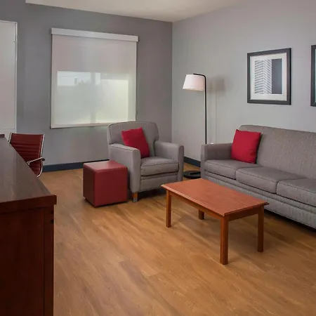 Four Points By Sheraton Houston Hobby Airport-3