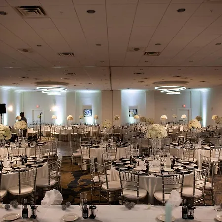 Delta Hotels By Marriott Utica-3