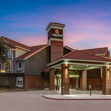 La Quinta By Wyndham Dallas Dfw Airport North-2