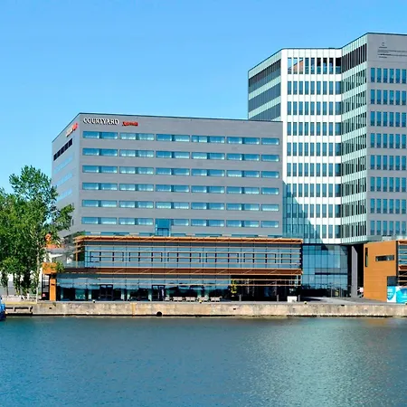 Courtyard By Marriott Gdynia Waterfront-3