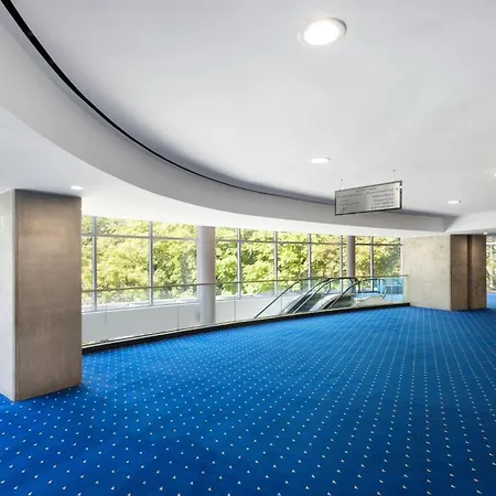 Sheraton Vancouver Wall Centre-2