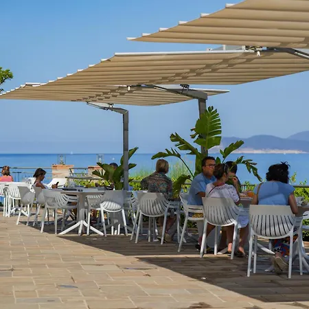 Hotel Dino-2
