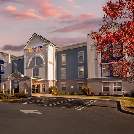 Comfort Suites East Brunswick - South River-3