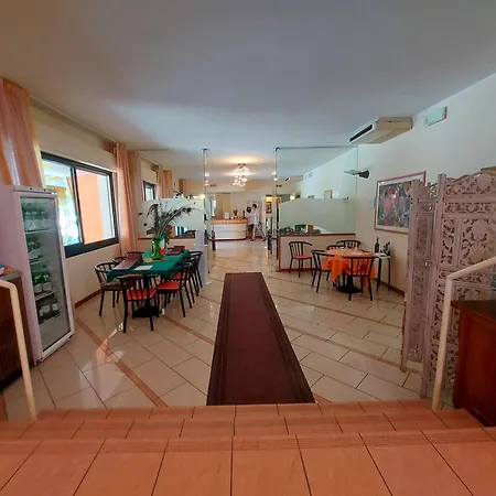 Hotel Joli-3