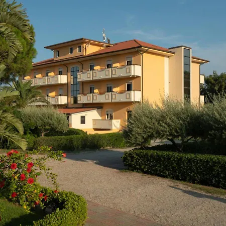 Madama Club Village-3