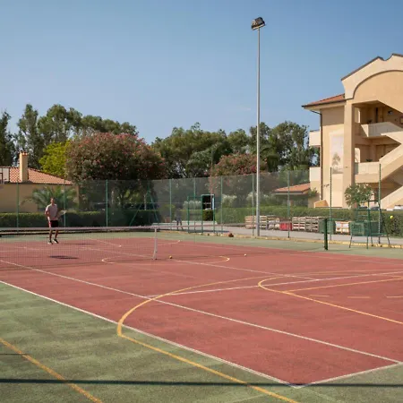 Madama Club Village-2