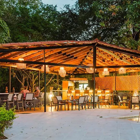 Papagayo Golden Palms Beachfront Hotel-3