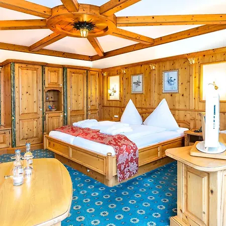 Schloss Hotel Holzrichter-2