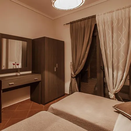Aqua Mare Sea Side Rooms-3