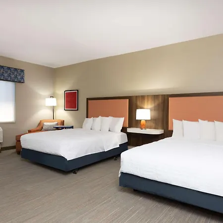 Hampton Inn & Suites Woodward-2