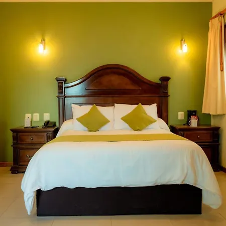 Hotel Puebla de Antaño-2