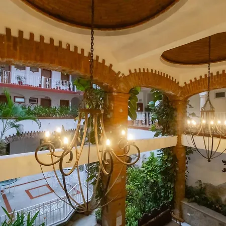 Hotel Encino Malecón Centro Puerto Vallarta-3