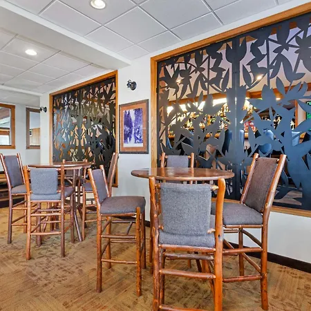 Best Western Plus Concord Inn-2