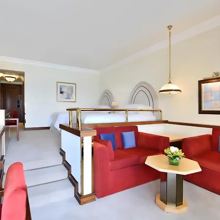Sheraton Grand Doha Resort & Convention Hotel-3