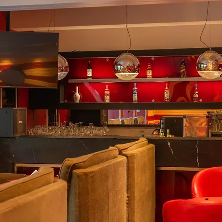Fahrenheit Hotels & Resorts-2