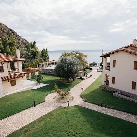 Kaminos Wellness Resort & Spa-3