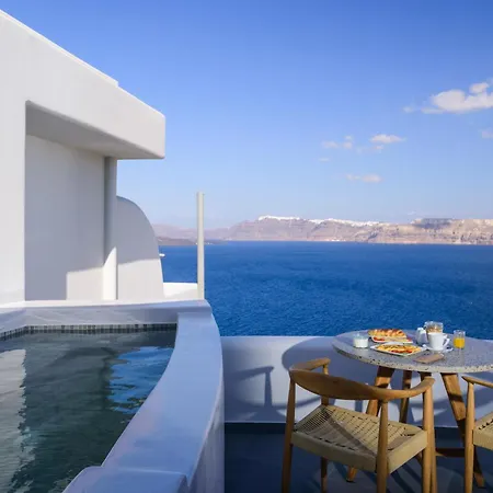 Neptune Luxury Suites-2