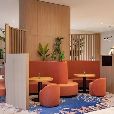 Courtyard By Marriott World Trade Center, Abu Dhabi-2