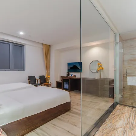 Emerald Bay Hotel & Spa Nha Trang-2