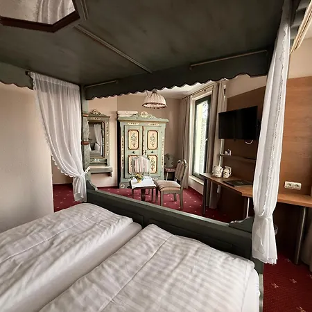 Landhotel Burgenblick-2