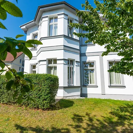 Ostseehotel Villen im Park - ein Rovell Hotel-2