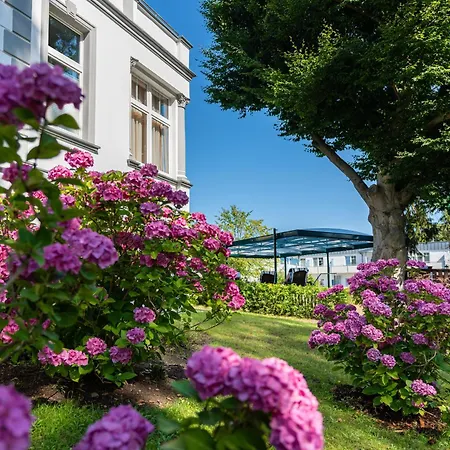 Ostseehotel Villen im Park - ein Rovell Hotel-3