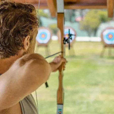 Robinson Camyuva - Adults Only-3