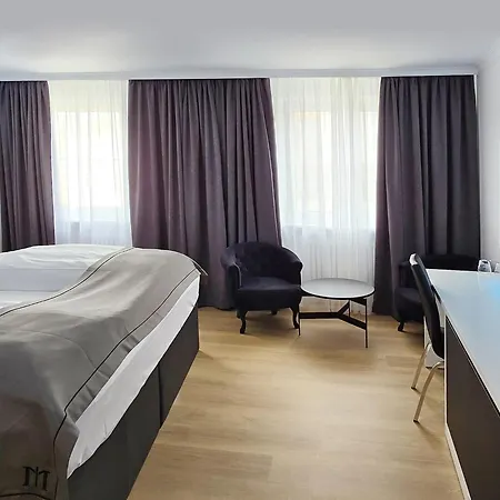 Hotel Goldene Traube-2