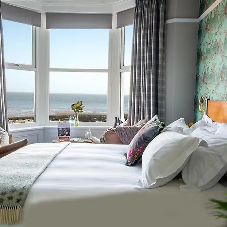 The Broadwater Guest House-2
