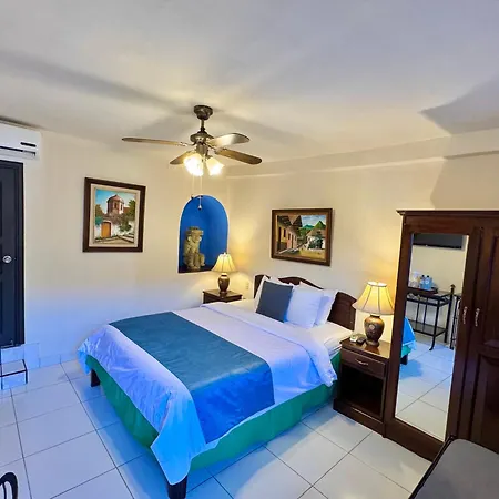 Hotel Camino Maya-2