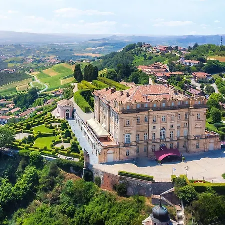 Castello Di Guarene-3
