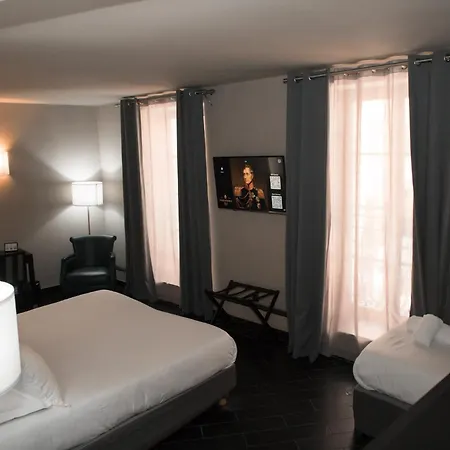 Hotel POZZO DI BORGO-3