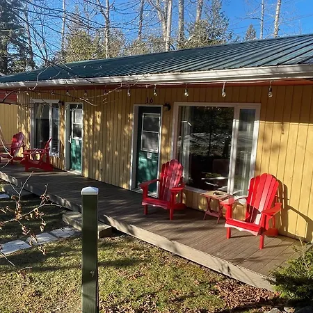 Auberge et Chalets sur le Lac-3