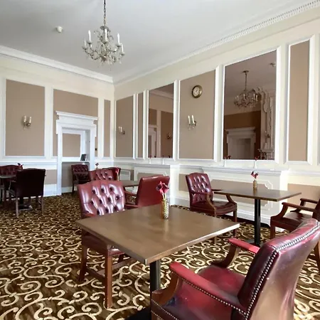 Russ Hill Hotel-2